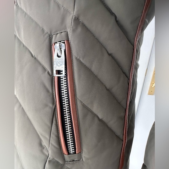 Nicole Benisti N Series down jacket, XS olive green. leather trims fur trim hood - Picture 6 of 12